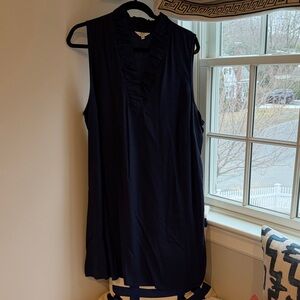 crown & ivy Navy Sleeveless Ruffle V-Neck Tunic